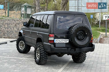 Внедорожник / Кроссовер Mitsubishi Pajero 1994 в 