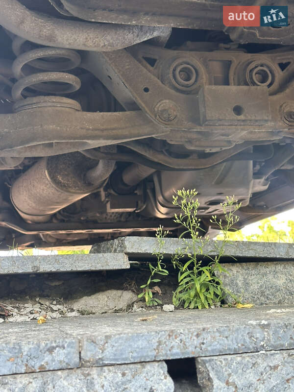 Внедорожник / Кроссовер Mitsubishi Pajero 2000 в Каневе