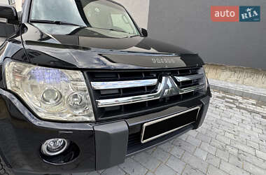 Внедорожник / Кроссовер Mitsubishi Pajero 2007 в 