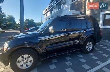 Внедорожник / Кроссовер Mitsubishi Pajero 2007 в 