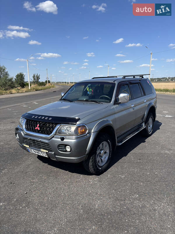 Внедорожник / Кроссовер Mitsubishi Pajero 2000 в Вознесенске