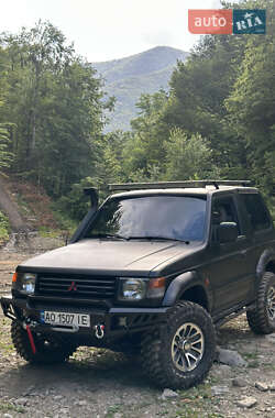 Внедорожник / Кроссовер Mitsubishi Pajero 1992 в Сваляве