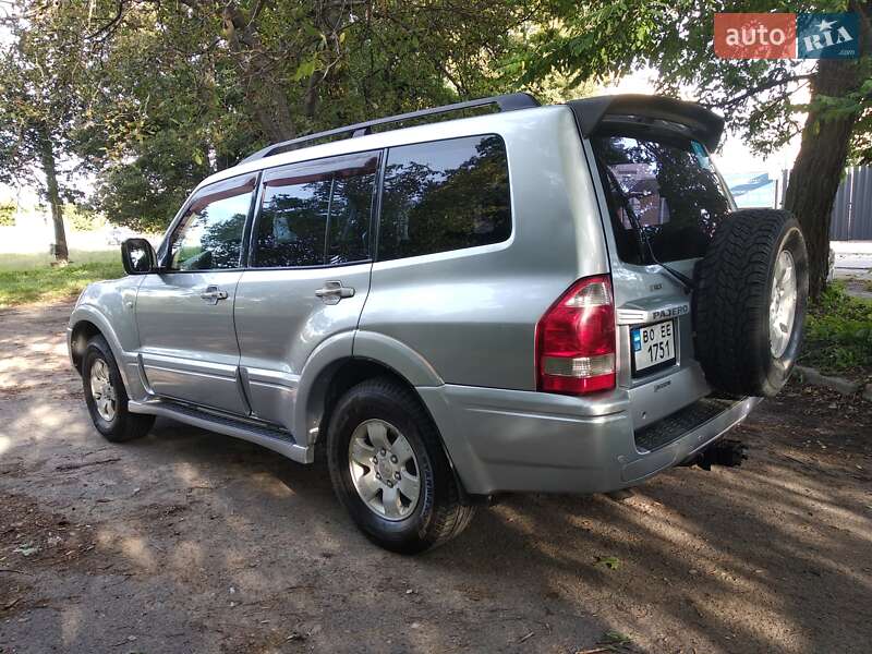 Внедорожник / Кроссовер Mitsubishi Pajero 2003 в Хмельницком