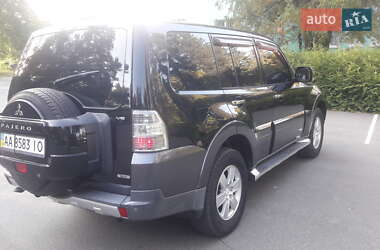 Позашляховик / Кросовер Mitsubishi Pajero 2007 в 