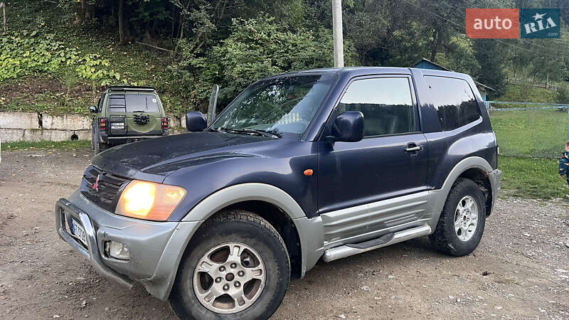 Внедорожник / Кроссовер Mitsubishi Pajero 2002 в Верховине