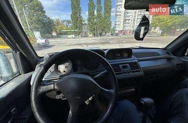 Внедорожник / Кроссовер Mitsubishi Pajero 1997 в 