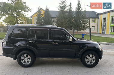 Внедорожник / Кроссовер Mitsubishi Pajero 2007 в 