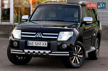 Внедорожник / Кроссовер Mitsubishi Pajero 2008 в Кривом Роге
