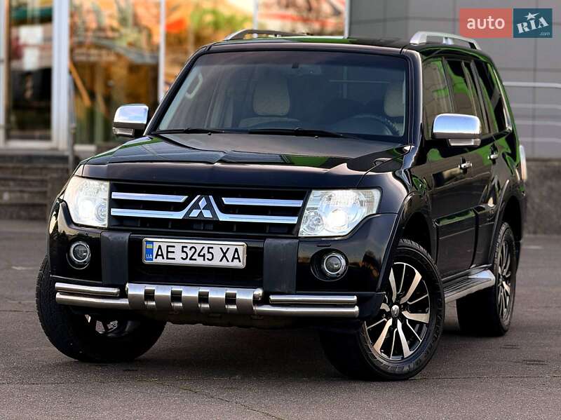 Mitsubishi Pajero 2008