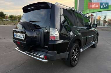 Внедорожник / Кроссовер Mitsubishi Pajero 2008 в 