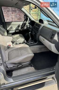 Внедорожник / Кроссовер Mitsubishi Pajero 2000 в 