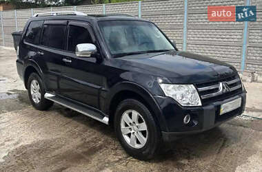 Внедорожник / Кроссовер Mitsubishi Pajero 2008 в Киеве