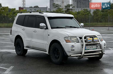 Внедорожник / Кроссовер Mitsubishi Pajero 2003 в 