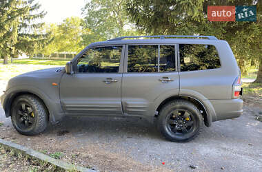 Внедорожник / Кроссовер Mitsubishi Pajero 2002 в 
