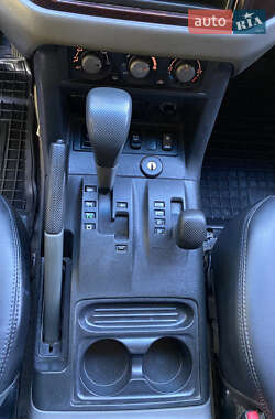 Внедорожник / Кроссовер Mitsubishi Pajero 2002 в 