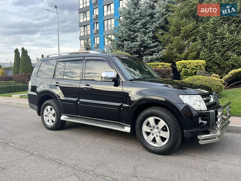 Mitsubishi Pajero 2007