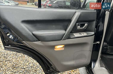 Внедорожник / Кроссовер Mitsubishi Pajero 2001 в 