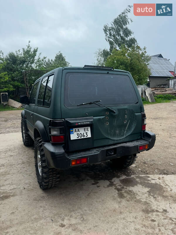 Внедорожник / Кроссовер Mitsubishi Pajero 1996 в Ивано-Франковске
