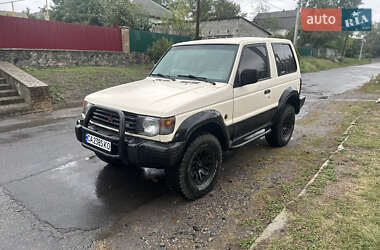 Позашляховик / Кросовер Mitsubishi Pajero 1993 в 