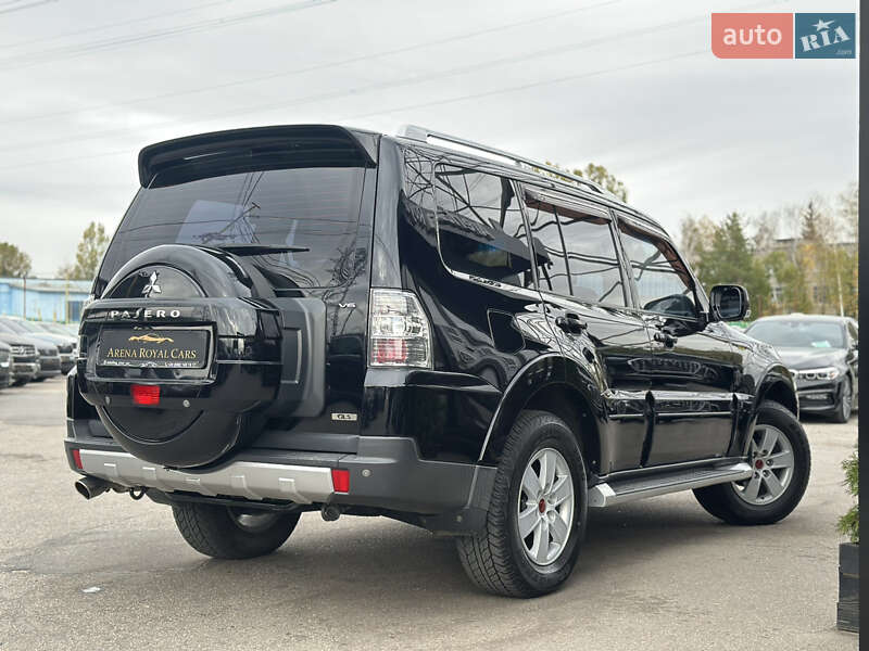 Внедорожник / Кроссовер Mitsubishi Pajero 2008 в Харькове