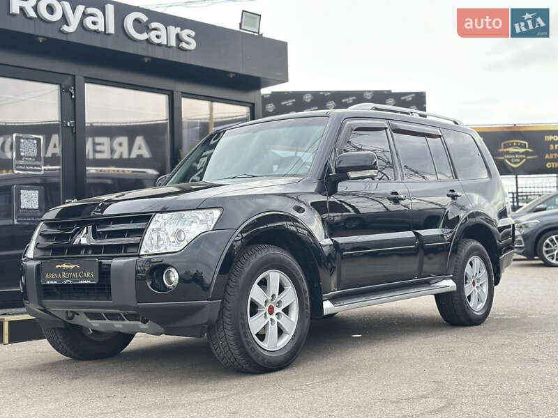 Внедорожник / Кроссовер Mitsubishi Pajero 2008 в Харькове