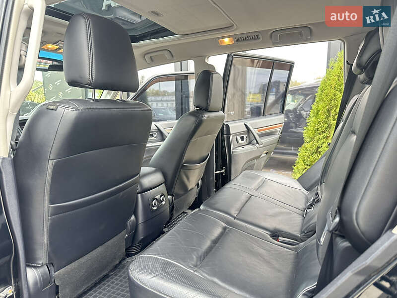 Внедорожник / Кроссовер Mitsubishi Pajero 2008 в Харькове