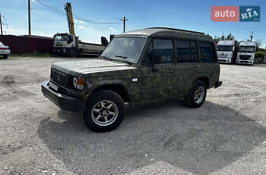 Внедорожник / Кроссовер Mitsubishi Pajero 1988 в 