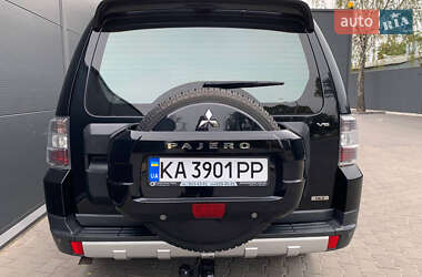Внедорожник / Кроссовер Mitsubishi Pajero 2008 в 