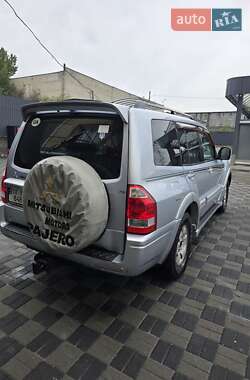 Внедорожник / Кроссовер Mitsubishi Pajero 2007 в 