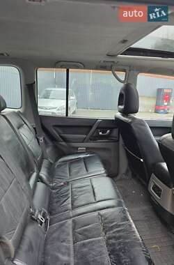 Внедорожник / Кроссовер Mitsubishi Pajero 2007 в 