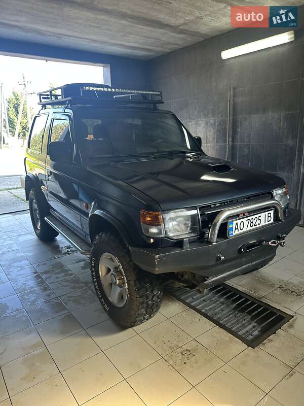 Внедорожник / Кроссовер Mitsubishi Pajero 1995 в Рахове