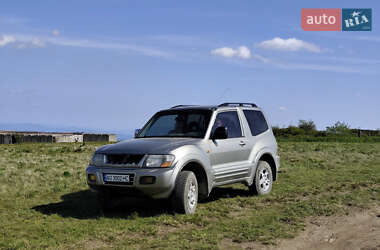 Внедорожник / Кроссовер Mitsubishi Pajero 2000 в Ужгороде