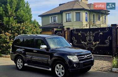 Внедорожник / Кроссовер Mitsubishi Pajero 2009 в Днепре