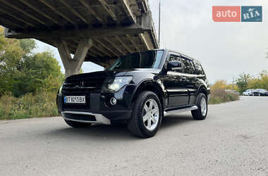 Позашляховик / Кросовер Mitsubishi Pajero 2008 в Запоріжжі