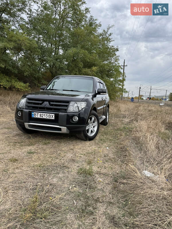 Внедорожник / Кроссовер Mitsubishi Pajero 2008 в Запорожье фото 20 Внедорожник / Кроссовер Mitsubishi Pajero 2008 в Запорожье