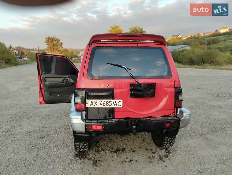 Позашляховик / Кросовер Mitsubishi Pajero 1994 в Турці