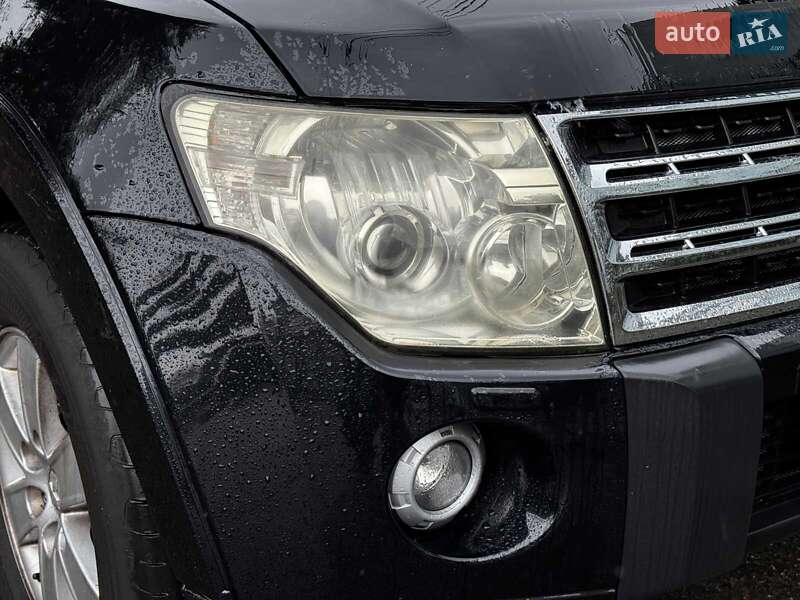 Внедорожник / Кроссовер Mitsubishi Pajero 2008 в Киеве