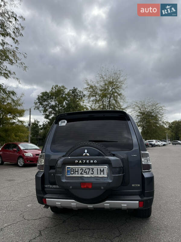 Позашляховик / Кросовер Mitsubishi Pajero 2007 в Ізмаїлі