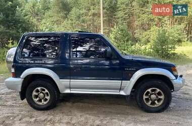 Внедорожник / Кроссовер Mitsubishi Pajero 1997 в 