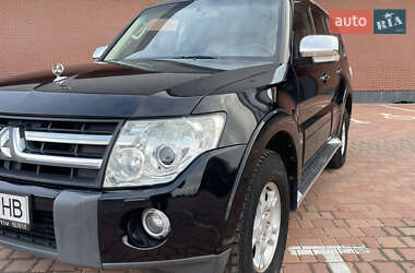 Внедорожник / Кроссовер Mitsubishi Pajero 2007 в 