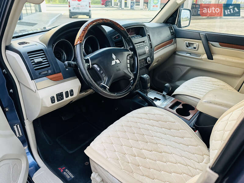 Позашляховик / Кросовер Mitsubishi Pajero 2008 в Дніпрі фото 9 Позашляховик / Кросовер Mitsubishi Pajero 2008 в Дніпрі