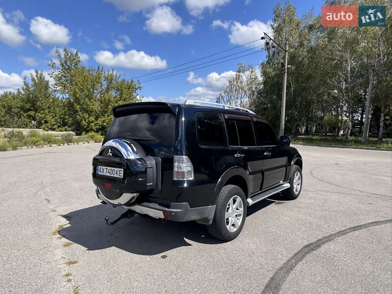 Внедорожник / Кроссовер Mitsubishi Pajero 2008 в Харькове