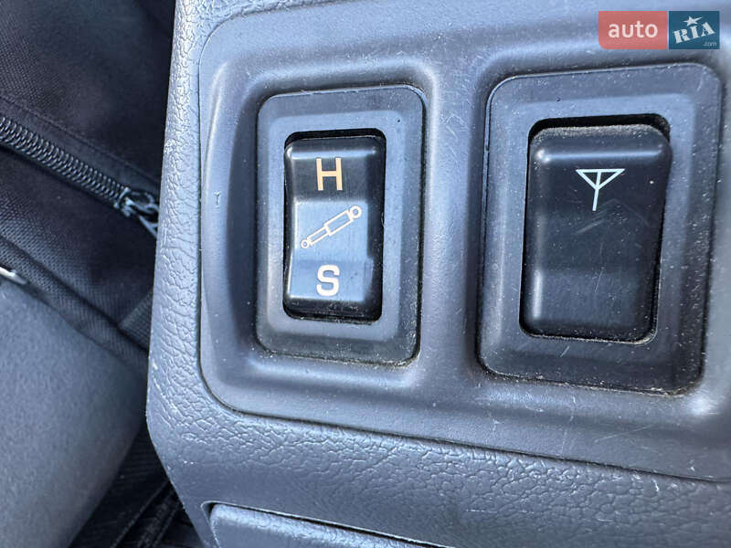 Внедорожник / Кроссовер Mitsubishi Pajero 1999 в Тячеве фото 14 Внедорожник / Кроссовер Mitsubishi Pajero 1999 в Тячеве