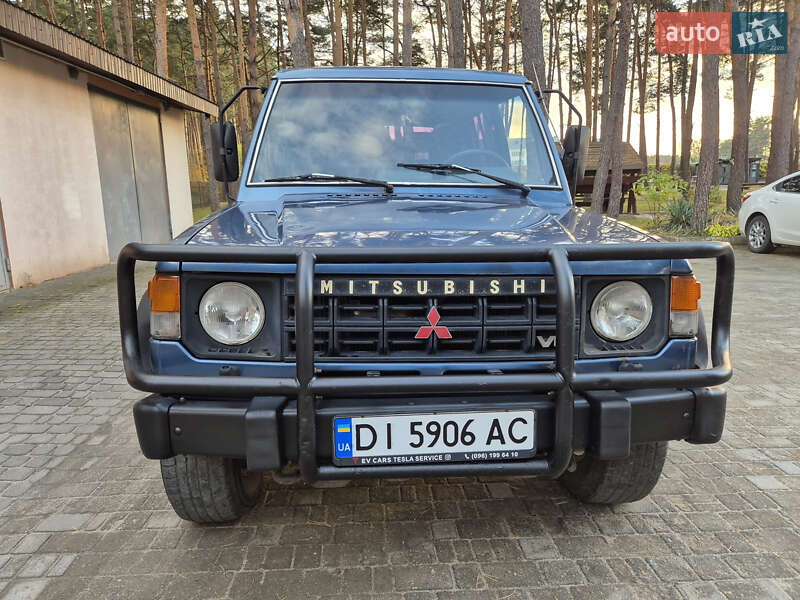 Позашляховик / Кросовер Mitsubishi Pajero 1990 в Славуті фото 7 Позашляховик / Кросовер Mitsubishi Pajero 1990 в Славуті