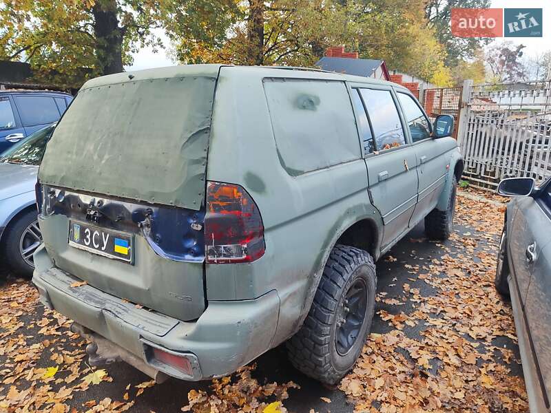 Внедорожник / Кроссовер Mitsubishi Pajero 1999 в Киеве