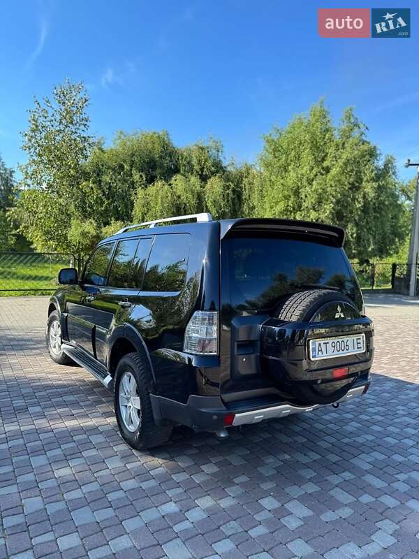 Позашляховик / Кросовер Mitsubishi Pajero 2007 в Городенці фото 3 Позашляховик / Кросовер Mitsubishi Pajero 2007 в Городенці