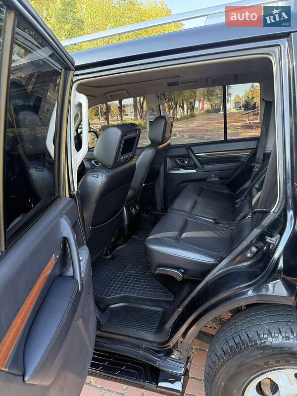 Внедорожник / Кроссовер Mitsubishi Pajero 2007 в Харькове фото 6 Внедорожник / Кроссовер Mitsubishi Pajero 2007 в Харькове