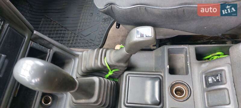 Позашляховик / Кросовер Mitsubishi Pajero 1993 в Тячеві фото 2 Позашляховик / Кросовер Mitsubishi Pajero 1993 в Тячеві