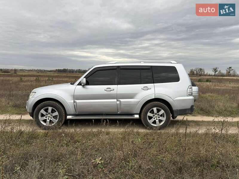 Позашляховик / Кросовер Mitsubishi Pajero 2007 в Березному фото 6 Позашляховик / Кросовер Mitsubishi Pajero 2007 в Березному