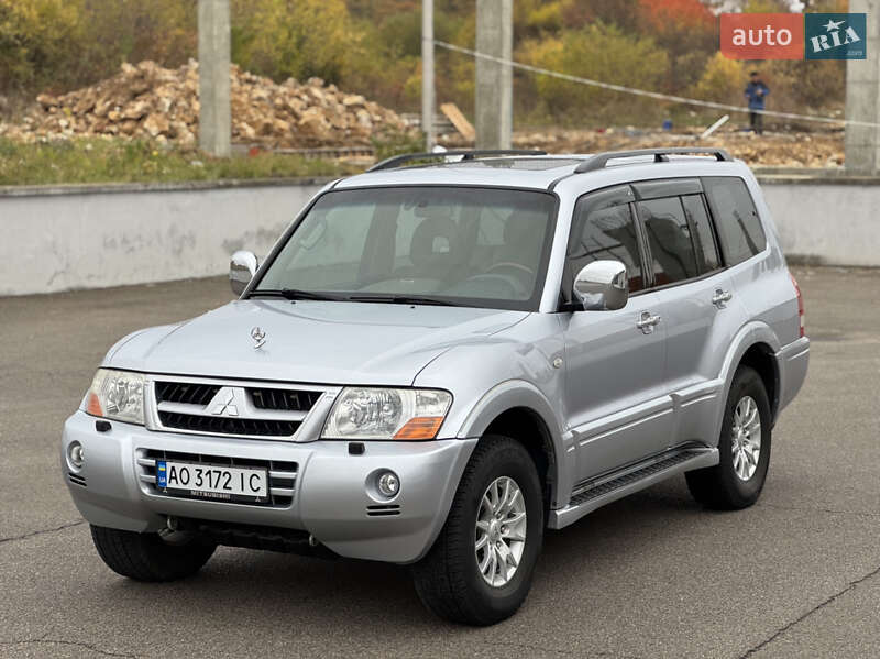 Mitsubishi Pajero 2007